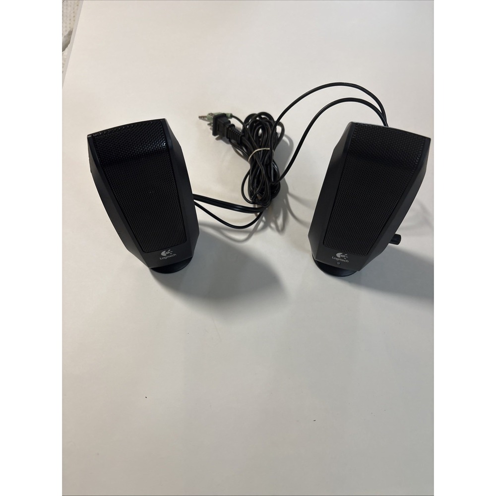 Logitech Desktop Computer Speakers Excellent Condition Priced To Move - Picture 2 of 8